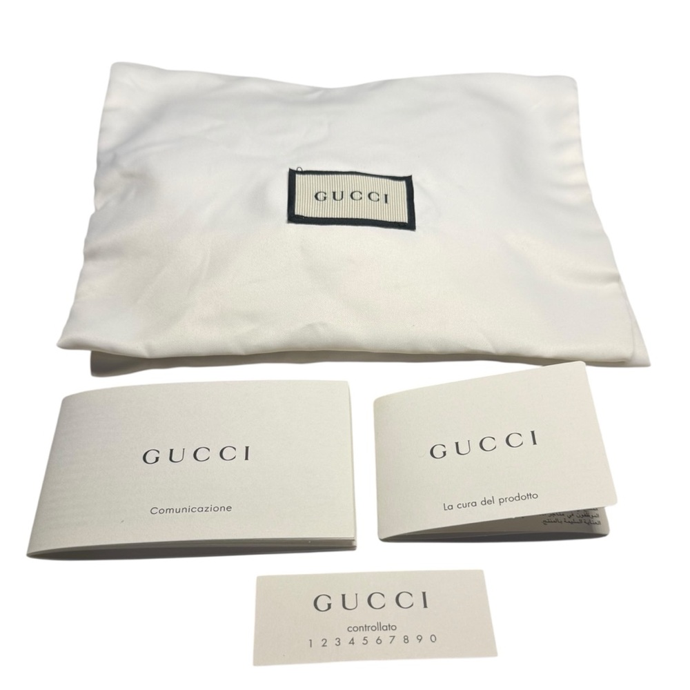 Gucci GG Interlocking Leather Beige Bi-Fold Compact Wallet. - Picture 14 of 16